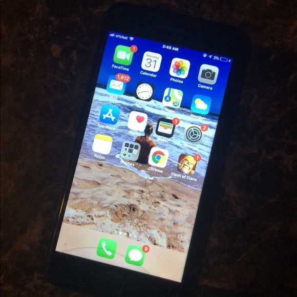 iPhone 7 Plus - Picture 3 of 3